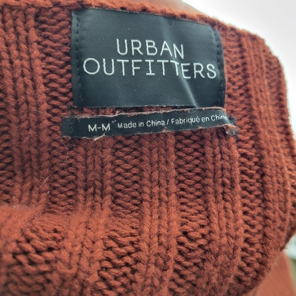 Urban Outfitters Maroon Peekaboo Sweater Top 100% Cotton Size M - Picture 9 of 12